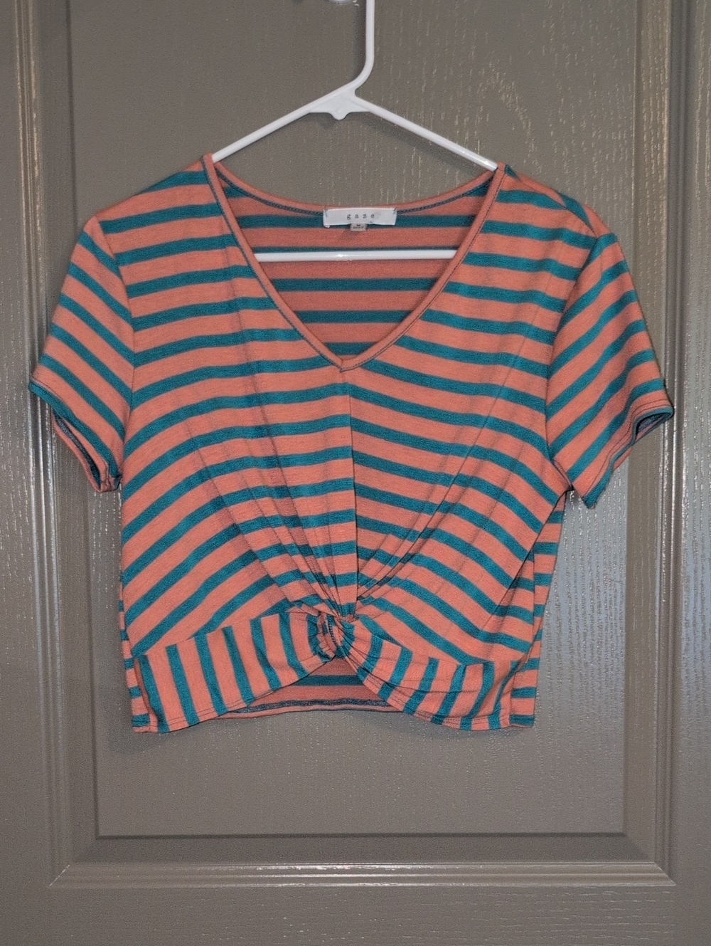 gaze Striped Twist-Front V-Neck Crop Top in Coral & Teal